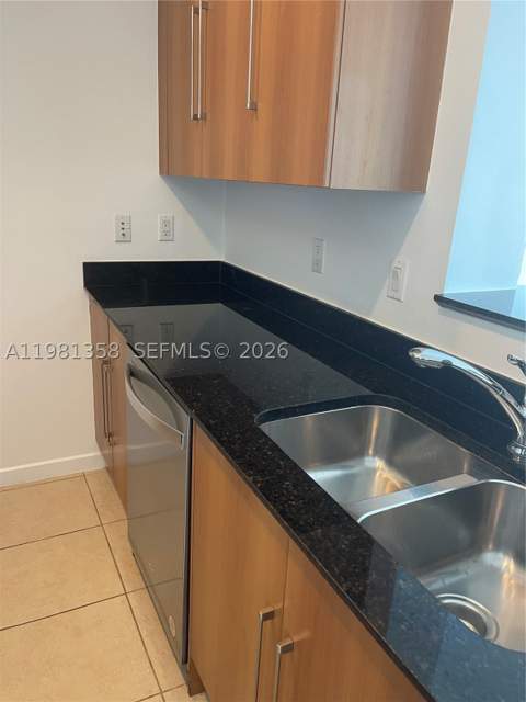 335 S Biscayne Blvd 3610, Miami FL - photo 8 of 34