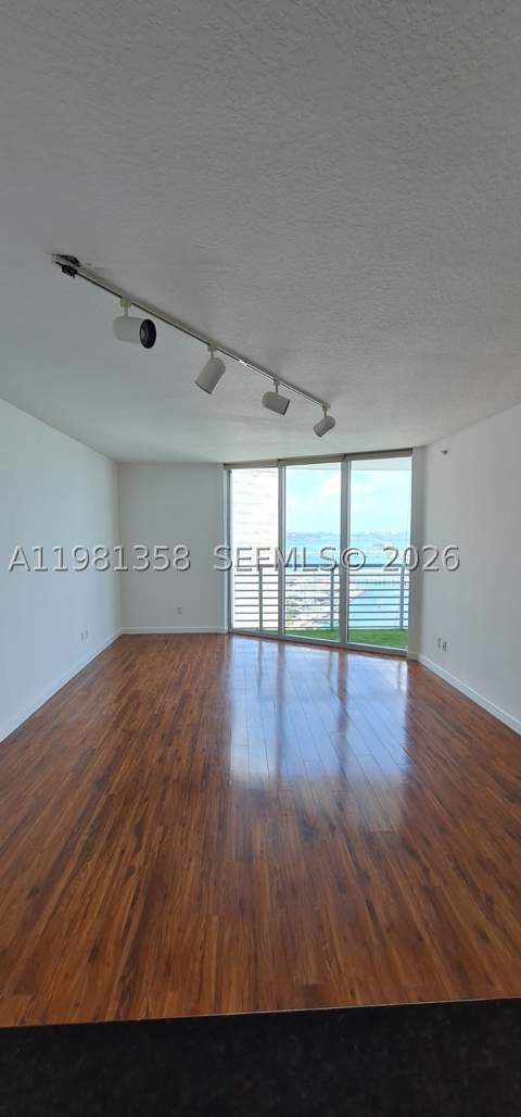 335 S Biscayne Blvd 3610, Miami FL - photo 9 of 34