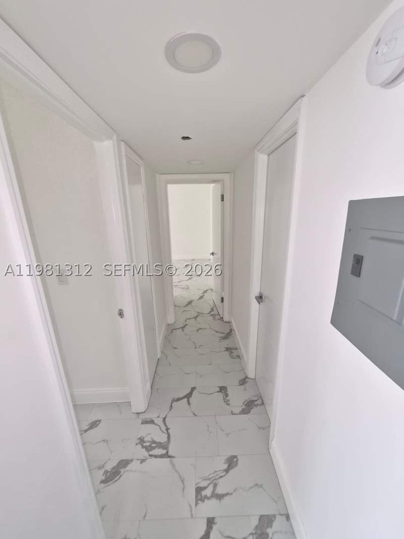 2 bedroom Condominium at 16410 Miami Dr 304, Three Seasons Condo Bldg, North Miami Beach — photo 5