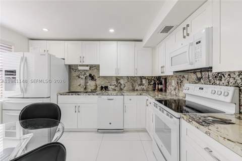 8101 Byron Ave 509, Miami Beach FL - photo 16 of 31