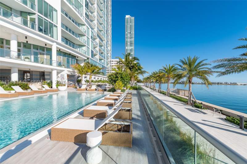 1 bedroom Condominium at 2900 NE 7th Ave 404, Biscayne Beach Condo, Miami — photo 4
