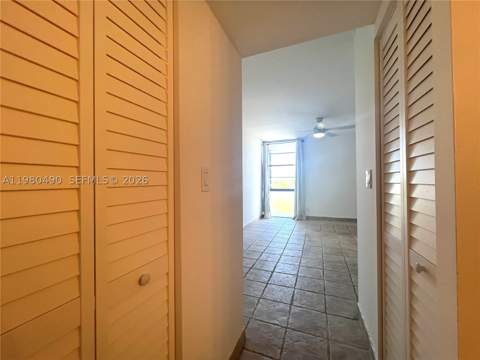 3475 N Country Club Dr 716, Aventura FL - photo 13 of 21