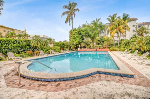 255 W 24th St 107, Miami Beach FL - photo 17 of 30
