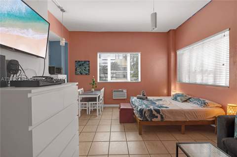 255 W 24th St 107, Miami Beach FL - photo 6 of 30