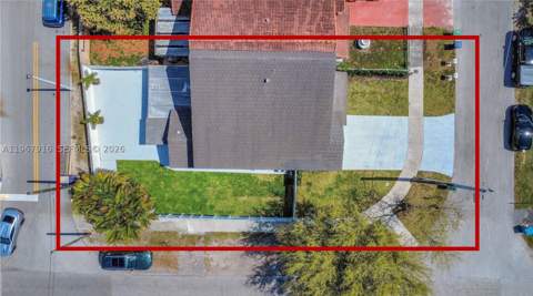 7893 SW 9th Ter, Miami FL - photo 8 of 29