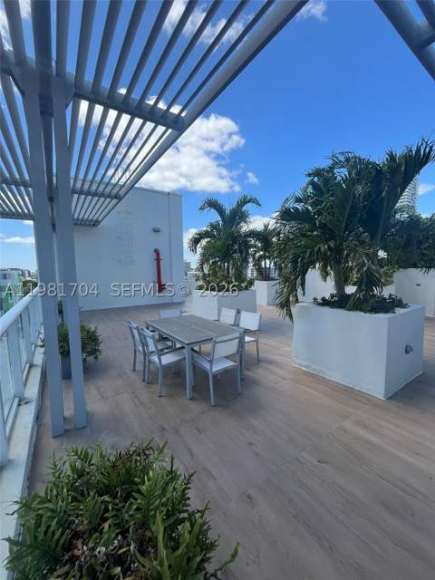 321 NE 26th St 717, Miami FL - photo 23 of 27