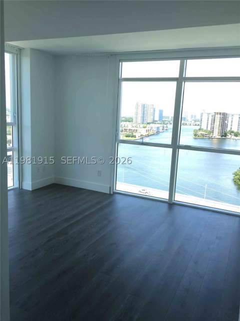 400 Sunny Isles Blvd 1701, Sunny Isles Beach FL - photo 12 of 32