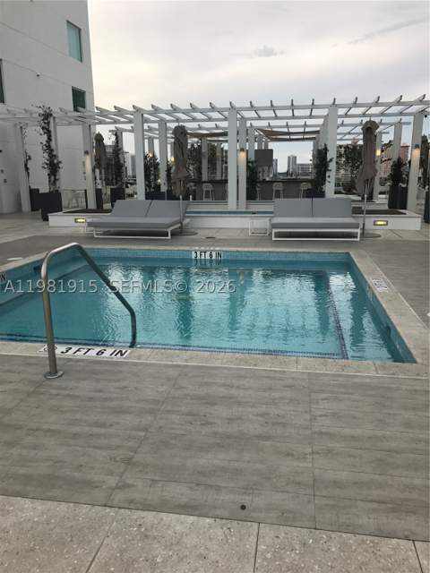 400 Sunny Isles Blvd 1701, Sunny Isles Beach FL - photo 16 of 32