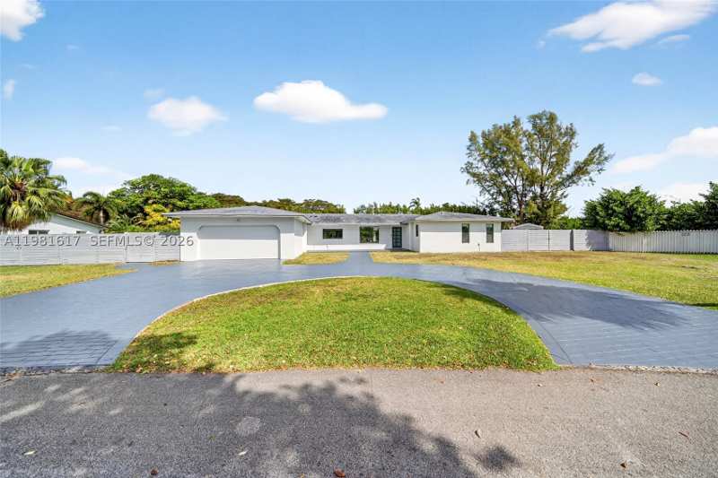 6 bedroom SingleFamilyResidence at 11951 SW 120th Ter, Pine Meadows Estates, Miami — photo 1