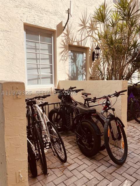 1500 Pennsylvania Ave 9A, Miami Beach FL - photo 19 of 21