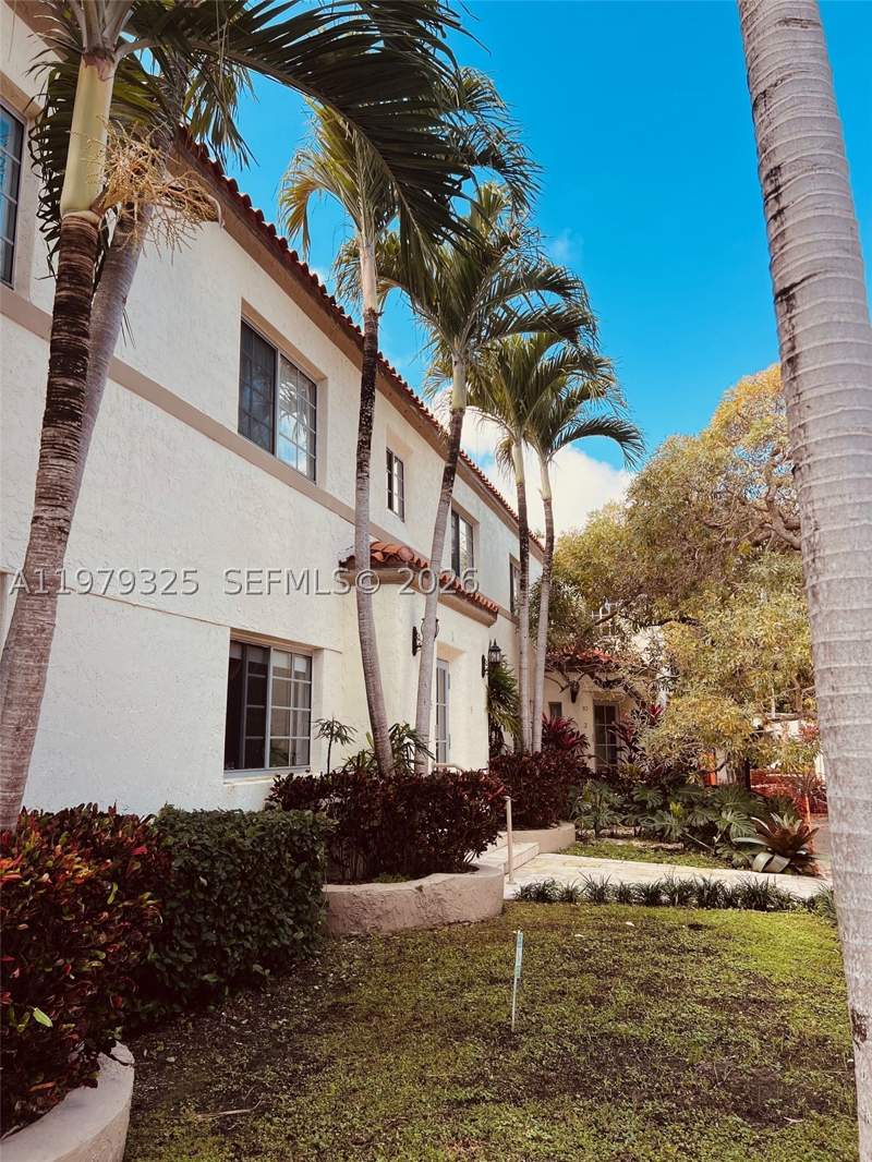 1 bedroom Condominium at 1500 Pennsylvania Ave 9A, Harriet Court Condo, Miami Beach — photo 3