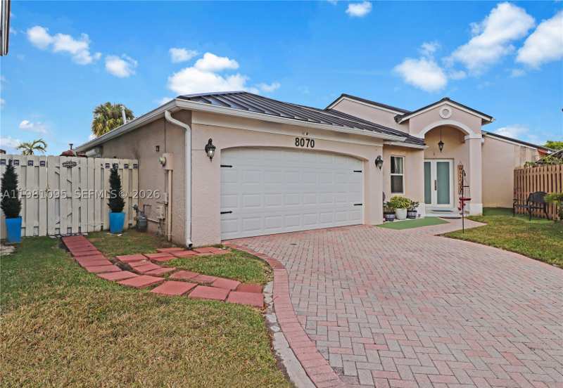 4 bedroom SingleFamilyResidence at 8070 SW 157th Pl, Parcel G At Lago Mar, Miami — photo 1