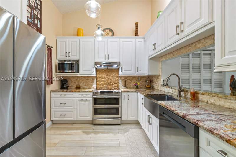 2 bedroom Villa at 19994 NE 5th Ct 3C, Sandpiper At Calif Club C, Miami — photo 5
