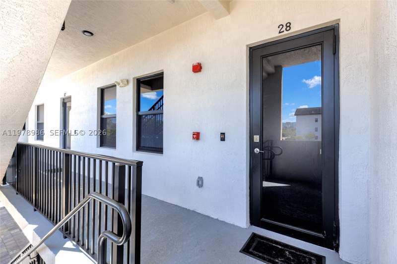 3 bedroom Condominium at 7925 NW 104th Ave 28, Apex At Park Central Cond, Doral — photo 4