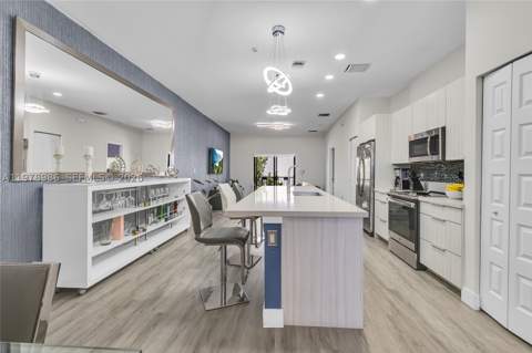 7925 NW 104th Ave 28, Doral FL - photo 9 of 42