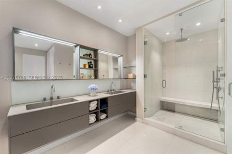 741 Harbor Dr, Key Biscayne FL - photo 10 of 36