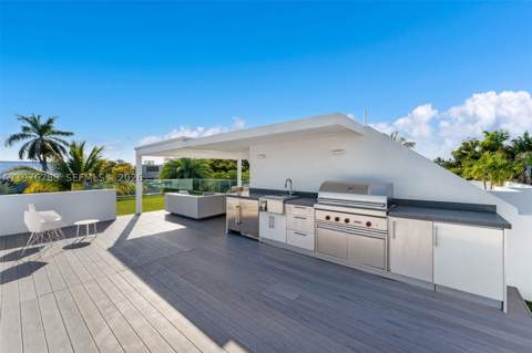 741 Harbor Dr, Key Biscayne FL - photo 18 of 36