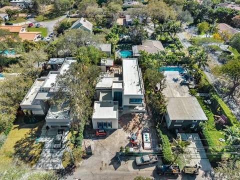 820 NE 111th St, Biscayne Park FL - photo 15 of 35