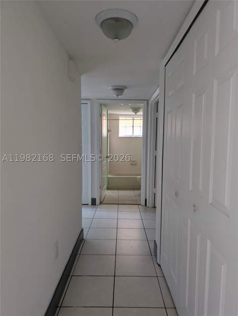 2485 W 76th St 109, Hialeah FL - photo 18 of 22