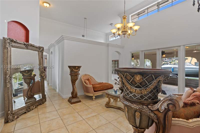5 bedroom SingleFamilyResidence at 12981 SW 197th St, Renaissance Ranches, Miami — photo 3