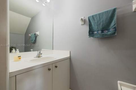 3335 NE 13th Cir Dr 105-27, Homestead FL - photo 10 of 18