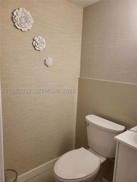 1020 94th St 502, Bay Harbor Islands FL - photo 9 of 18