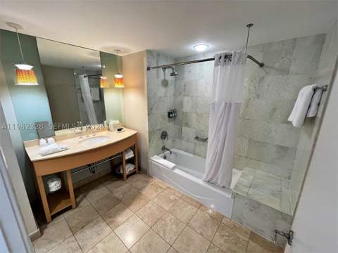 18683 Collins Av 1206, Sunny Isles Beach FL - photo 10 of 26
