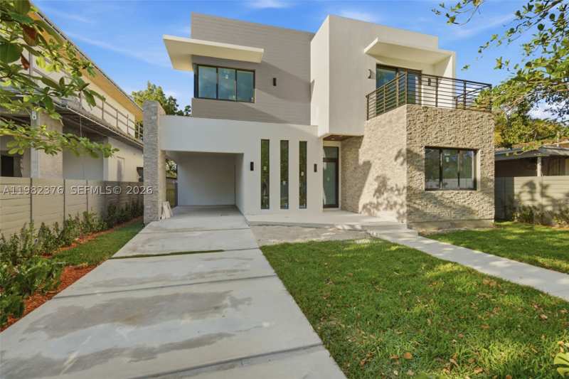 5 bedroom SingleFamilyResidence at 3545 Florida Ave, Frow Homestead, Miami — photo 1