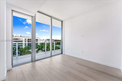 9201 E Bay Harbor Dr 710, Bay Harbor Islands FL - photo 11 of 21