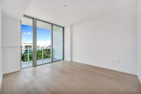 9201 E Bay Harbor Dr 710, Bay Harbor Islands FL - photo 14 of 21