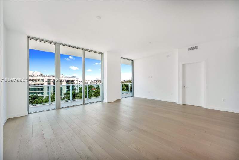 2 bedroom Condominium at 9201 E Bay Harbor Dr 710, Bay Harbor Island, Bay Harbor Islands — photo 5
