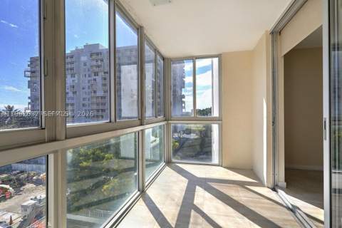 145 SE 25th Rd 502, Miami FL - photo 14 of 25