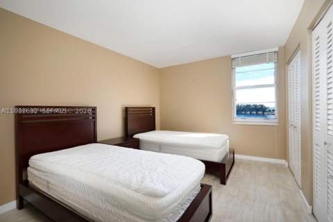 145 SE 25th Rd 502, Miami FL - photo 18 of 25