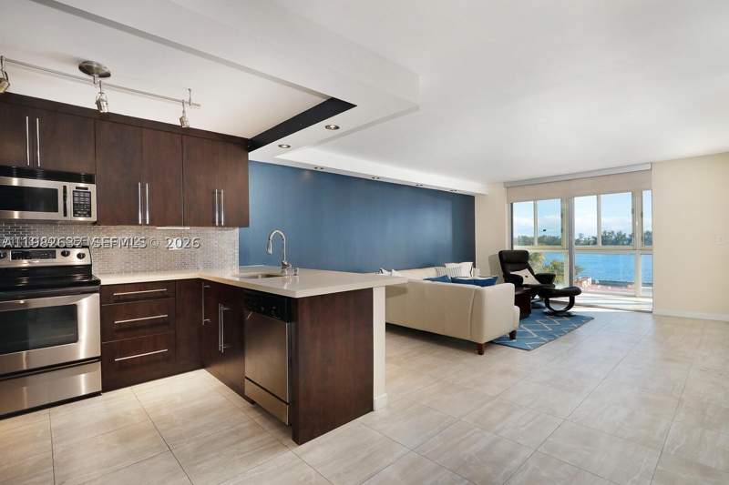 2 bedroom Condominium at 145 SE 25th Rd 502, Brickell 25 Condo, Miami — photo 4
