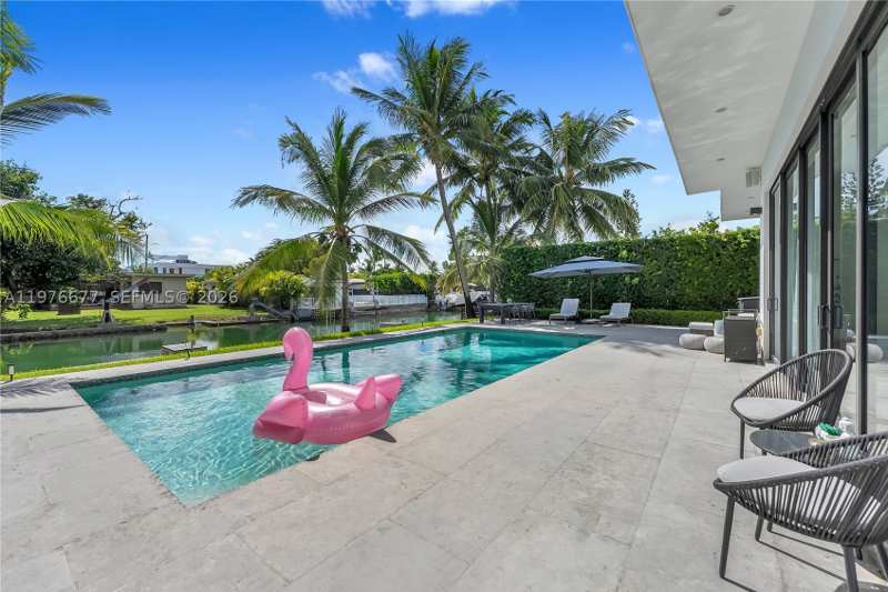 5 bedroom SingleFamilyResidence at 1540 Cleveland Rd, Biscayne Point, Miami Beach — photo 1