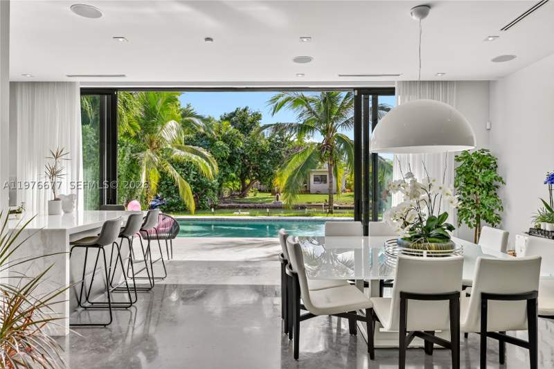 5 bedroom SingleFamilyResidence at 1540 Cleveland Rd, Biscayne Point, Miami Beach — photo 3