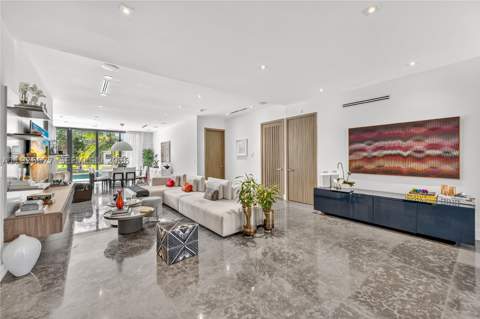 1540 Cleveland Rd, Miami Beach FL - photo 8 of 26
