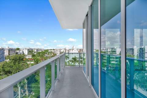 9201 E Bay Harbor Dr 702, Bay Harbor Islands FL - photo 17 of 25