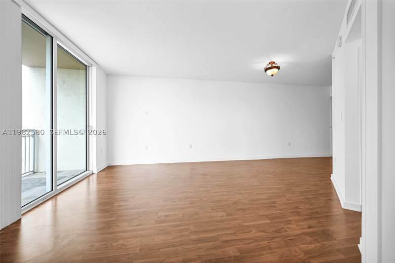 1 bedroom Condominium at 9055 SW 73rd Ct 1104, Metropolis I At Dadeland, Miami — photo 5