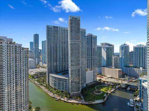 485 Brickell Ave 1807, Miami FL - photo 21 of 26
