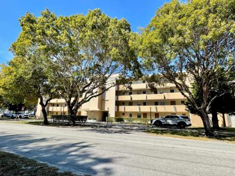 1401 NE 191st Street, Miami FL - photo 20 of 31
