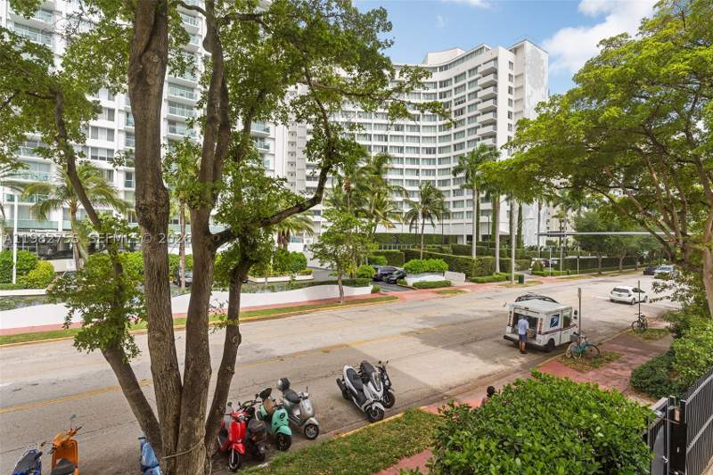 2 bedroom Condominium at 1035 West Ave 201, Mirador 1035 Condo, Miami Beach — photo 2