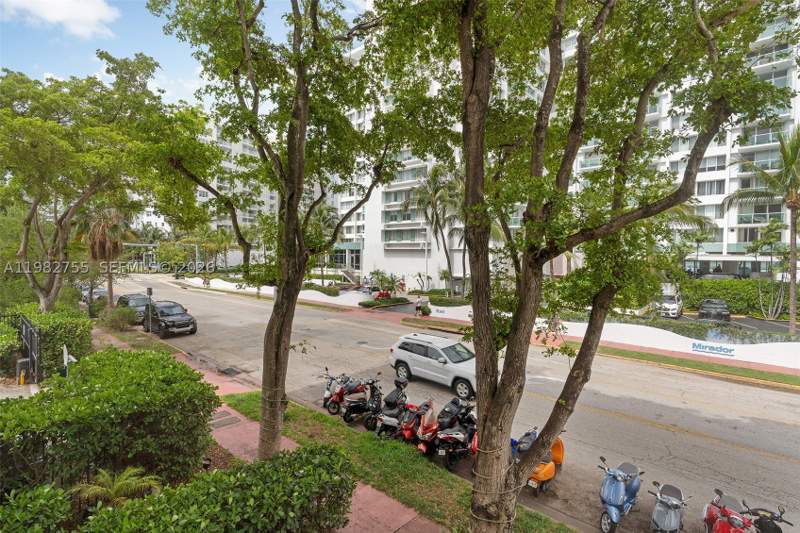 2 bedroom Condominium at 1035 West Ave 201, Mirador 1035 Condo, Miami Beach — photo 3