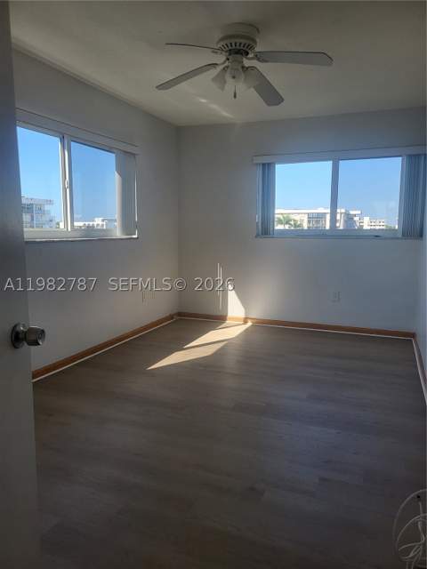 1020 94th St 503, Bay Harbor Islands FL - photo 14 of 19