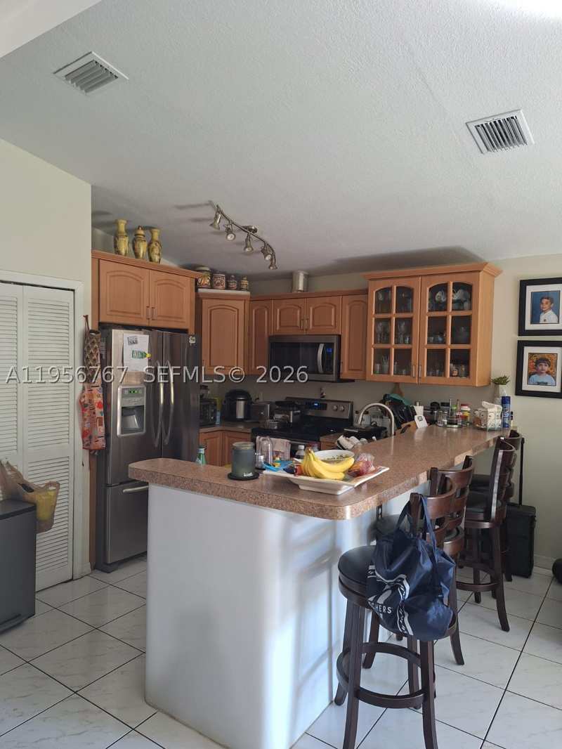 3 bedroom SingleFamilyResidence at 13822 SW 156th St, P A At Coral Reef, Miami — photo 1