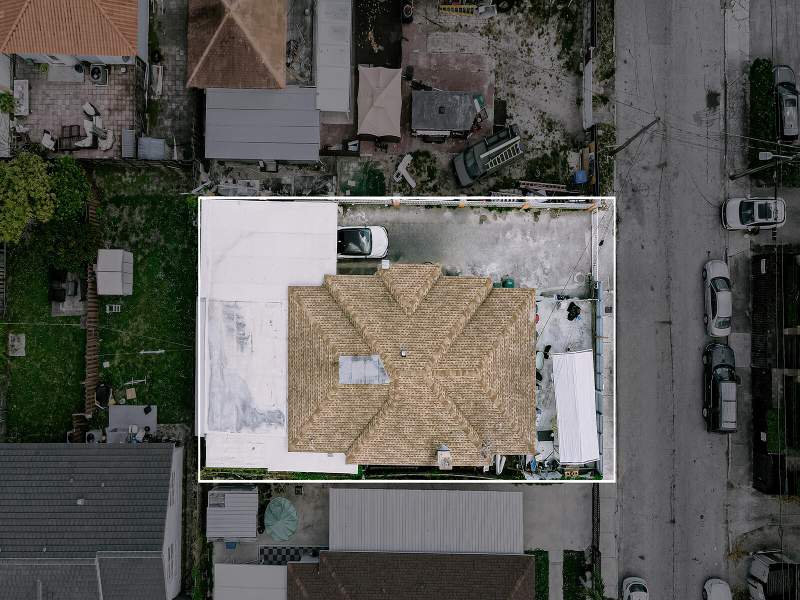 3 bedroom SingleFamilyResidence at 1757 NW 1st Street, Orange Park, Miami — photo 2