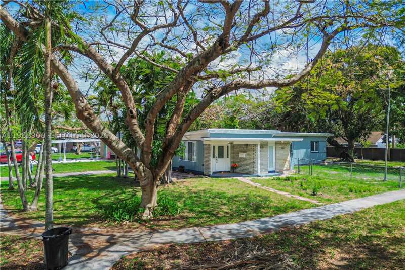 2 bedroom SingleFamilyResidence at 12955 NE 11th Ave, Primrose Park 2nd Pl, North Miami — photo 1