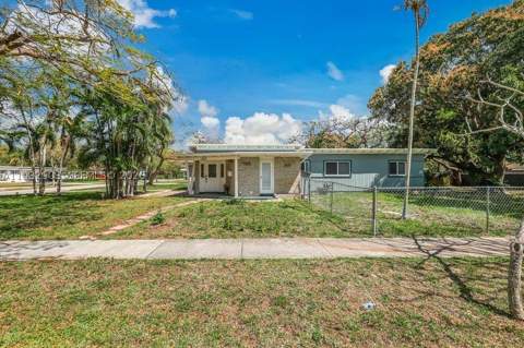 12955 NE 11th Ave, North Miami FL - photo 20 of 24