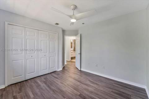 9057 SW 161st Ter, Palmetto Bay FL - photo 19 of 40