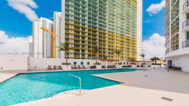 0 bedroom Condominium at 1750 N Bayshore Dr 1104, Opera Tower Condo, Miami — photo 3